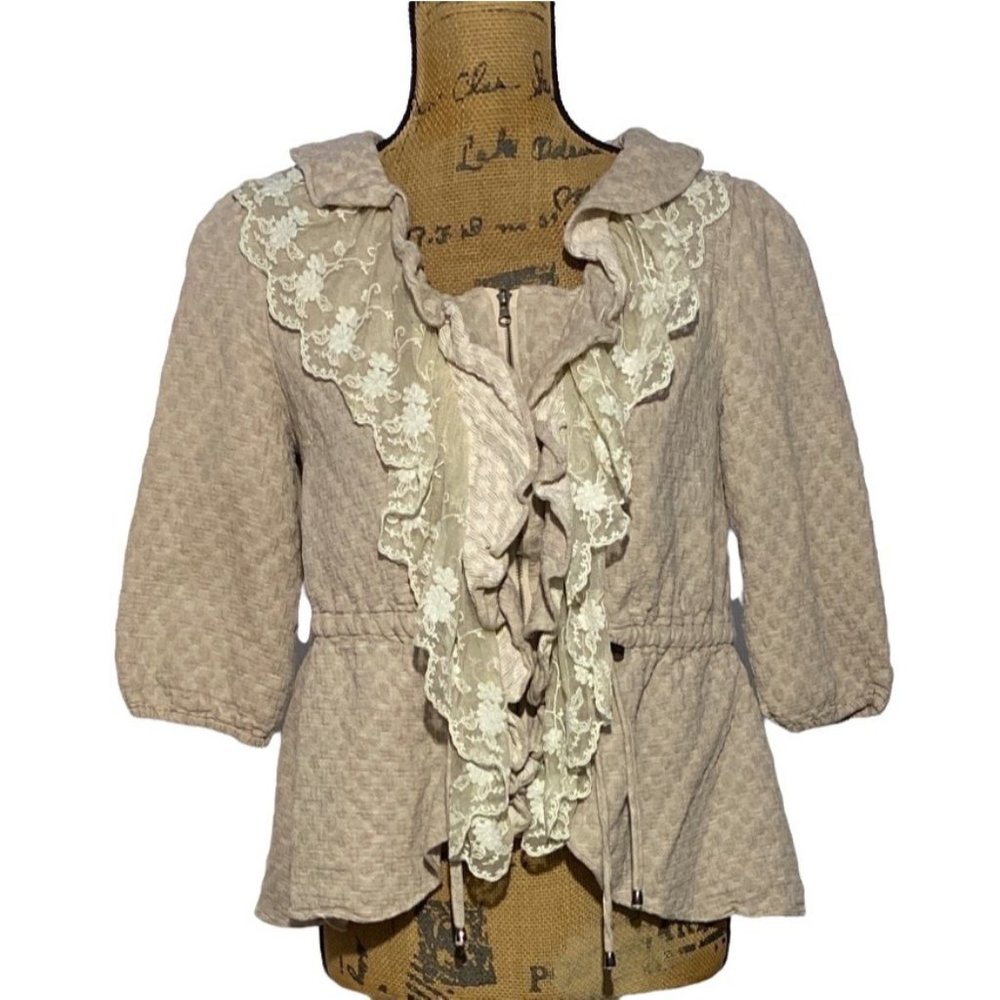 By Stella Cardigan Sweater Jacket Beige Cream Lace Ruffle Front Texture Puffy Sl